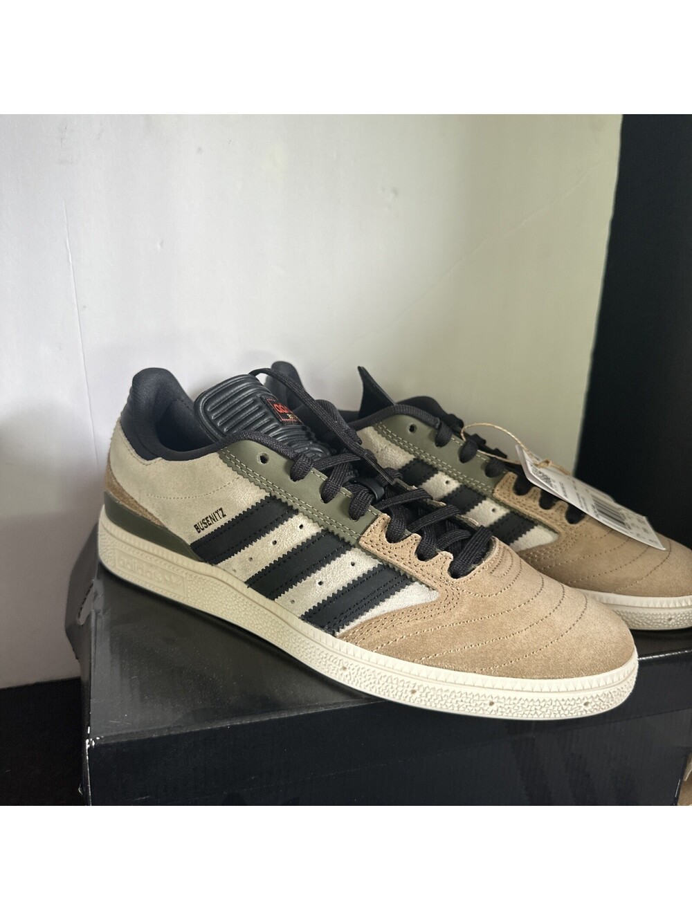 adidas Busenitz HQ4746 Men’s Size 8 Cardboard Black Olive Skate Shoes New